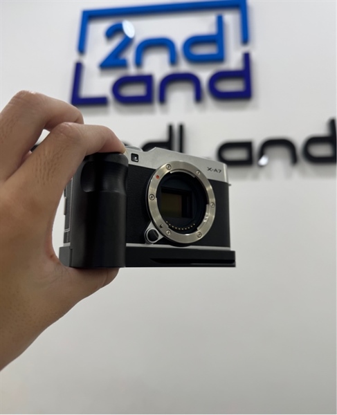 Máy ảnh Fujifilm X-A7 - Màu xám đen - Ngoại hình 97% - Kèm sạc + 1 pin + 1 thẻ 16GB + Lens Fujifilm XC 15-45mm f/3.5-5.6 OIS PZ 1