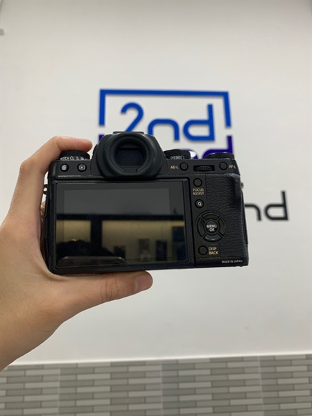 Máy ảnh Fujifilm X-T1 - Màu đen - Ngoại hình: 97% - Bụi, sensor bẩn, đã thay grip da - Body, kèm 2 pin + 1 sạc 2