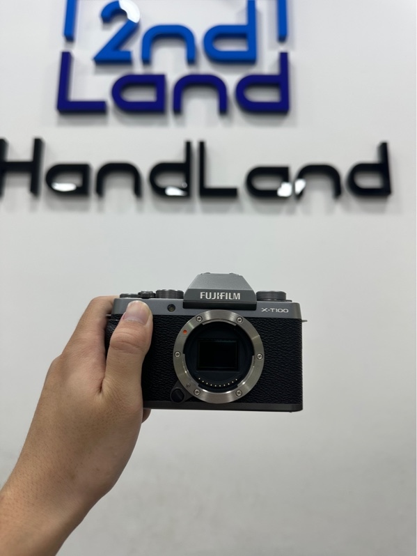 Máy ảnh Fujifilm X-T100 - Màu đen - Ngoại hình 97% - Kèm túi + sạc + 1 Pin + Lens Fujifilm XC15-45mm F3.5-5.6 OIS PZ