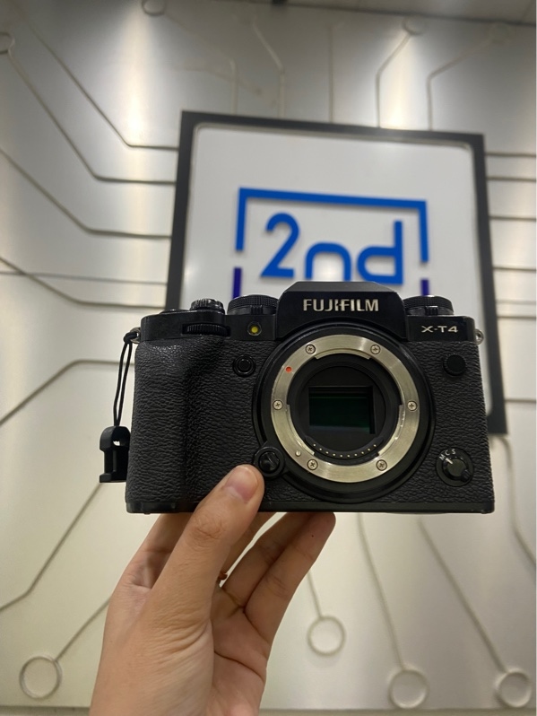 Máy ảnh Fujifilm X-T4 - Màu đen - Ngoại hình: 97% - Kèm 3pin (1pin zin, 2pin lô), sạc