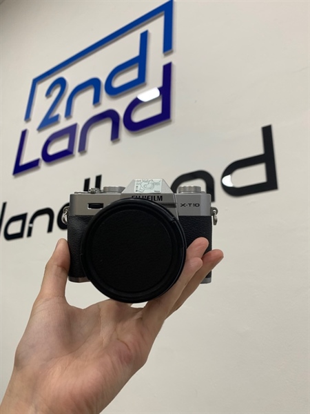 Máy ảnh Fujifilm XT-10 - Màu bạc - Ngoại hình: 95% - Body, kèm lens kit 16-50mm + 1 pin + sạc linh kiện