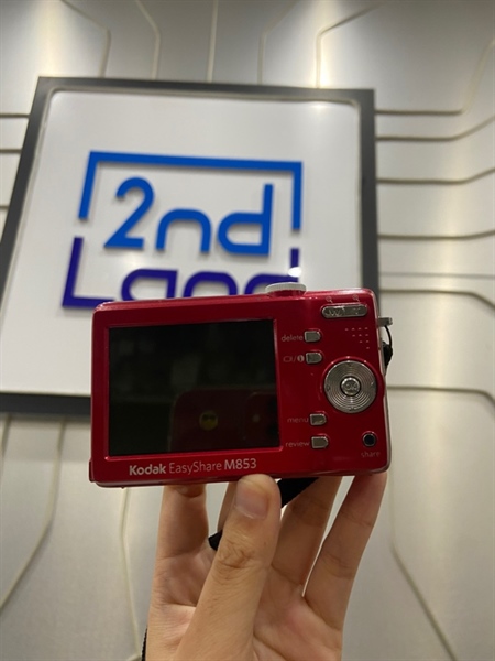 Máy ảnh Kodak Easyshare M853 8.2 MP Digital Camera With 3xOptical Zoom - Màu đỏ - Ngoại hình: 97% - Màn ám vàng - Body - Kèm 1 pin chai 1