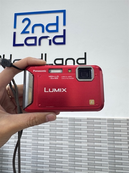 Máy ảnh Lumix DMC-TS20 - Màu đỏ - Ngoại hình 97% - Không có pin - Body 1