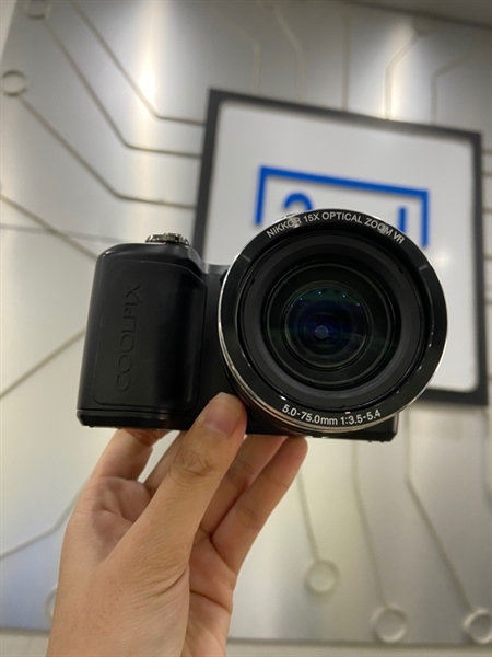 Máy ảnh Nikon Coolpix L100 - Màu đen - Ngoại hình: 97% - Màn LV trầy, body tróc, pin hết cmos, màn ám vàng, lens bụi trong - Kèm sạc 4 pin chỉ sạc được 3 pin