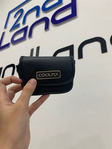 Máy ảnh Nikon Coolpix P300 - Màu đen - Ngoại hình: 97% - Màn tối góc, bụi trong màn - Body, kèm 1 pin + sạc 4
