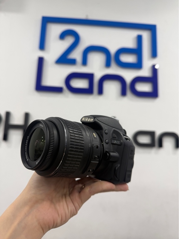 Máy ảnh Nikon D3100 - Màu đen - Ngoại hình 97% - Màn tối, màn trầy, đệm live view bể, nút mất icon, đệm tay dơ, xuống màu, hở, máy xuống màu - Kèm sạc , có cap, 1 pin phù nhẹ , thẻ 16gb , lens kit 18-55