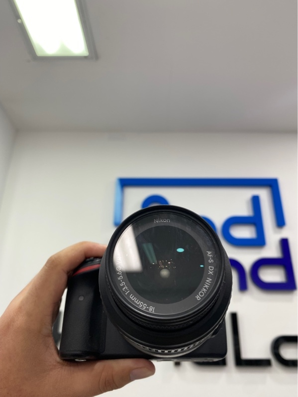 Máy ảnh Nikon D3200 DSLR - Màu đen - Ngoại hình: 97% - Màn ám vàng, xước thân, cao su viền ống ngắm bung - Kèm Box - Sạc - 1 pin - Lens Nikon AF-S DX Nikkor 18-55mm