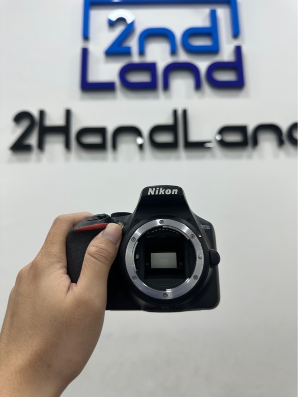 Máy ảnh Nikon D3500 - Màu đen - Ngoại hình 97% - Màn ám theo thời gian sử dụng - Kèm pin + adapter sạc + Lens Nikon AF-P DX Nikkor 18-55mm 1:3.5-5.6G VR
