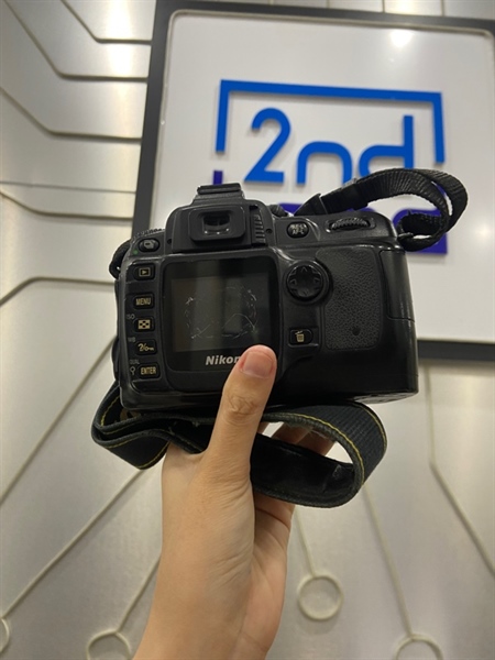 Máy ảnh Nikon D50 - Màu đen - Ngoại hình: 97% - Gương lật bụi, màn tróc phim trong - Kèm sạc + 2 pin + thẻ SD 1gb 2