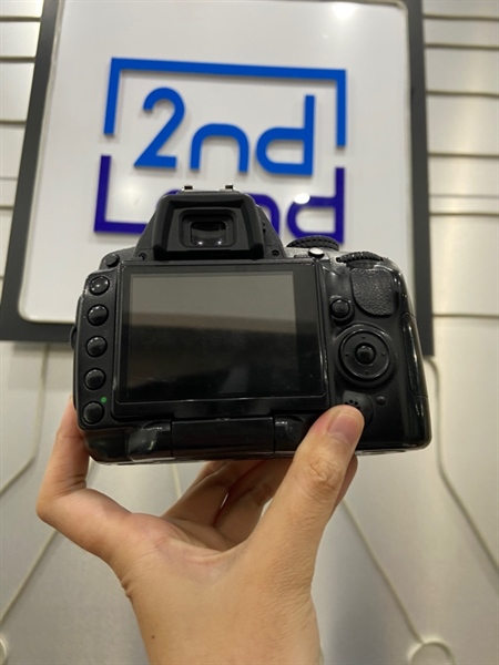Máy ảnh Nikon D5000 - Màu đen - Ngoại hình: 97% - Lỗi pin smos, màn tối - Body - Kèm 1 pin + sạc 1