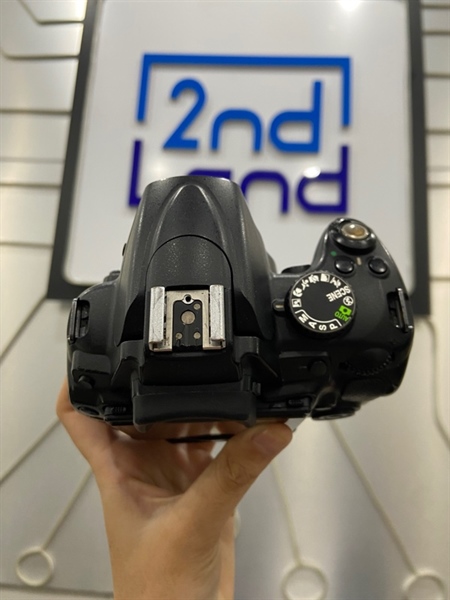 Máy ảnh Nikon D5000 - Màu đen - Ngoại hình: 97% - Lỗi pin smos, màn tối - Body - Kèm 1 pin + sạc 2
