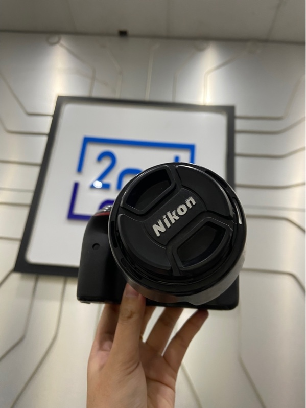Máy Ảnh Nikon D5300 - Màu đen - Ngoại hình: 97% - Màn xước, LV bụi, xước thân - Kèm Túi + Lens Nikon AF-S DX NIKKOR 18-55mm f/3.5-5.6G VR II + 1 Pin + 1 Sạc