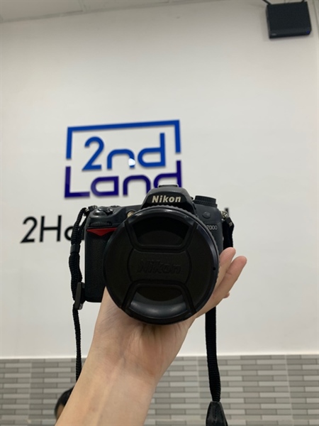 Máy ảnh Nikon D7000 - 29k shot - Màu đen - Ngoại hình: 97% - Màn tối viền - Body, kèm sạc + lens Nikon AF-S 18-105mm