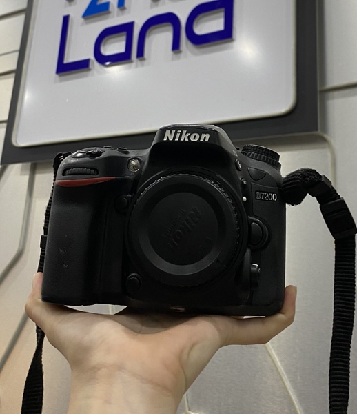Máy ảnh Nikon D7200 - Màu Đen - Ngoại hình 97% - Kèm 1 sạc + 1 pin + Túi