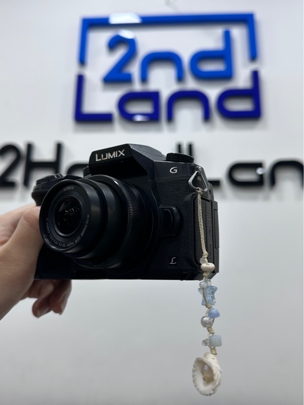 Máy ảnh Panasonic Lumix DMC-G85 - Màu đen - Ngoại hình 97% - Kèm túi + Sạc + 2 pin + Lens kit Panasonic Lumix G Vario 12-32mm f/3.5-5.6 ASPH. MEGA O.I.S