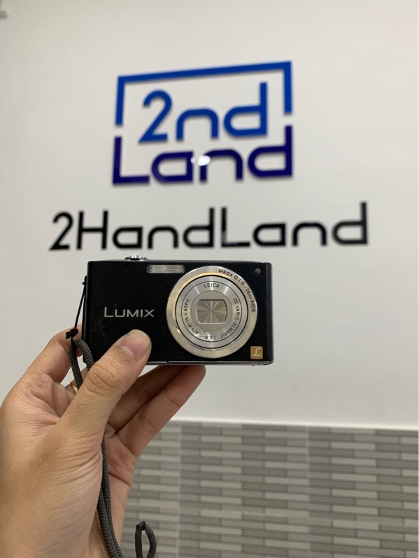Máy ảnh Panasonic Lumix FX33 - Màu đen - Ngoại hình: 96% - Body trầy, màn rộp film - Kèm 1 pin + sạc