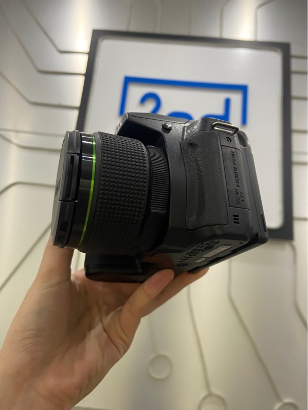 Máy ảnh Pentax X-5 - Màu đen - Ngoại hình: 98% - Lens mốc nhẹ, màn mốc - Kèm thẻ nhớ 8gb