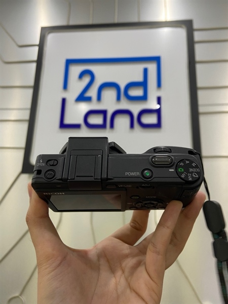 Máy ảnh Ricoh Caplio GX100 - Màu đen - Ngoại hình: 98% - Màn ám hồng - Kèm 2 pin + dock sạc + thẻ 8GB 2