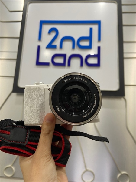 Máy ảnh Sony A5100 - Màu trắng - Ngoại hình: 97% - Hết pin cmos - Kèm túi + 1 pin + sạc + lens kit 10nye 3.5-5.6/pz 16-50 oss