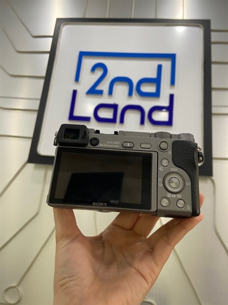 Máy ảnh Sony A6000 - 13.000 shot - Màu xám - Ngoại hình: 97% - Màn ám vàng - Kèm 1 pin + lens E PZ 16-50mm F1 3.5-5.6 2