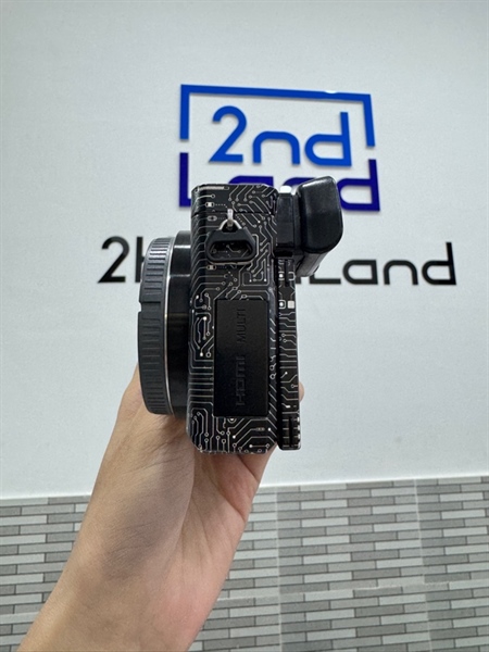 Máy ảnh Sony A6000 - Màu đen - Ngoại hình 98% - Body, kèm 3 pin phồng, pin Cmos 1