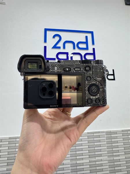 Máy ảnh Sony A6000 - Màu đen - Ngoại hình 98% - Body, kèm 3 pin phồng, pin Cmos 2