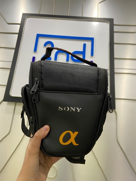 Máy ảnh Sony A6000 - Màu đen - Ngoại hình: 98% - Flash bị sét - Kèm túi + 2 pin + 1 sạc + thẻ nhớ 16GB + lens kit 16-50 OSS E 3.5-5.6/PZ 0.25/0.82FT-0.30M/0.89FT 4