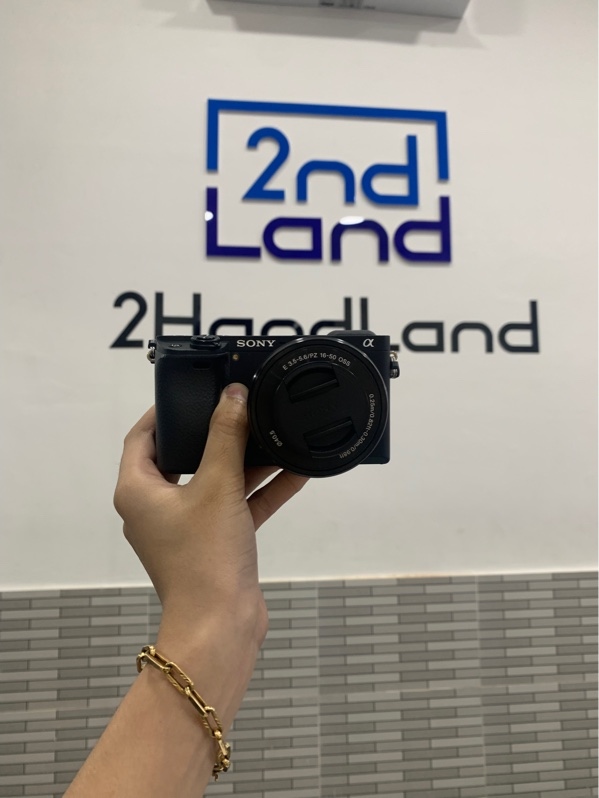 Máy ảnh Sony A6300 - 4K shot - Màu đen - Ngoại hình: 98% - Kèm lens kit 16-50mm bụi trong nhẹ, 1 pin + sạc