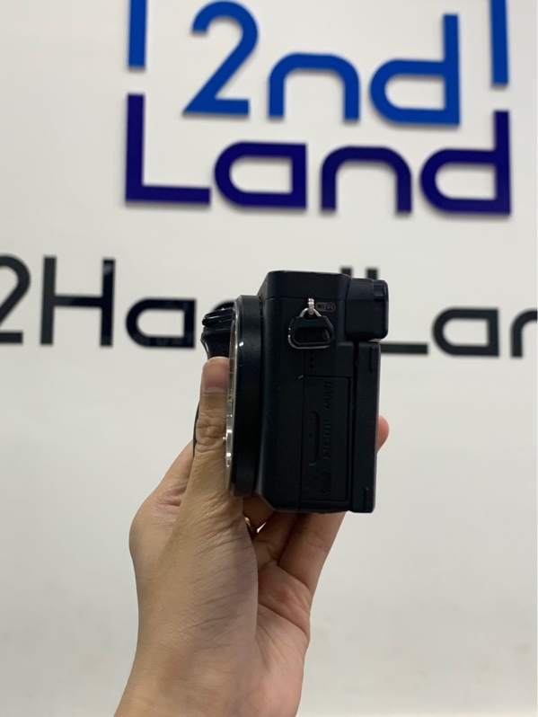 Máy ảnh Sony A6400 - 12k5 shot - Màu đen - Ngoại hình: 98% - Kèm sạc