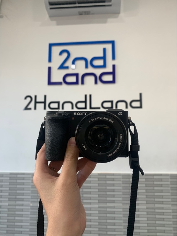 Máy ảnh Sony A6500 - 1k shot - Màu đen - Ngoại hình: 98% - Kèm lens kit 16-50mm bụi trong + túi + 3 pin + sạc