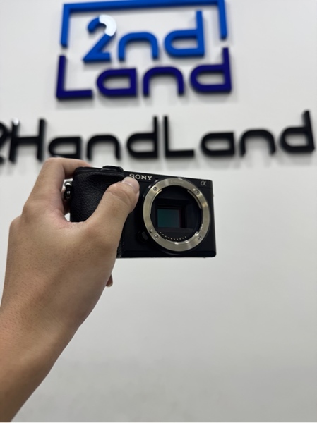 Máy ảnh Sony A6500 - Màu đen - Ngoại hình 97% - Kèm 1 pin + 1 sạc 1