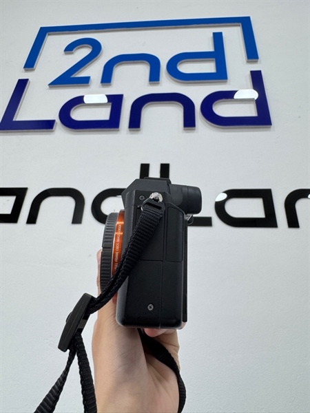 Máy ảnh Sony A7 Mark II - Màu đen - Ngoại hình 98% - 3 đóm, ống ngắm bụi - Kèm túi, 3 pin, 2 sạc, 1 thẻ nhớ 128GB 1