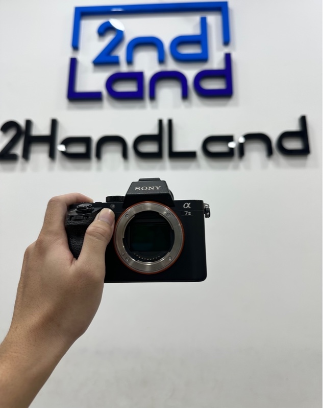 Máy ảnh Sony Alpha 7 II - Màu đen - Ngoại hình 97% - Kèm sạc + 3 pin + Thẻ nhớ 32Gb
