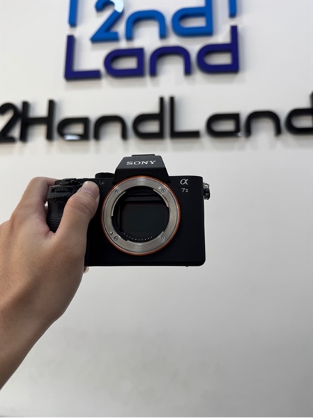 Máy ảnh Sony Alpha A7 Mark II - Màu đen - Ngoại hình 97% - Túi+ 2 pin + Dây sạc