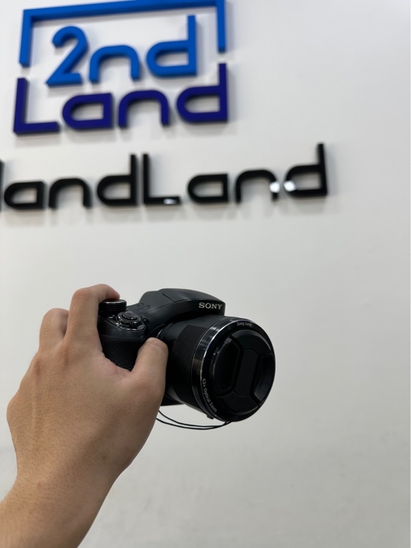 Máy ảnh Sony Cyber-Shot DSC-H400 - Màu đen - Ngoại hình 97% - Thấu kính máy màn mốc , chữ phai, ốc oxy hoá, núm chế độ mờ chữ, núm xoay hơi lỏng - Fullbox