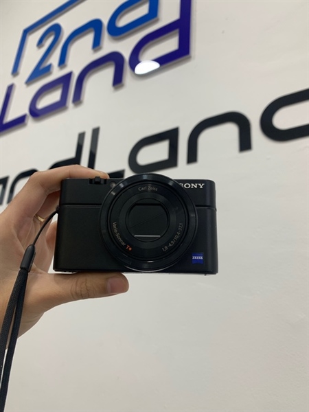 Máy ảnh Sony Cyber-shot DSC-RX100 - Màu đen - Ngoại hình: 96% - Trầy cấn sườn, lens bụi trong, màn trầy - Body