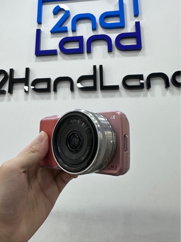 Máy ảnh Sony Nex-3 - Màu hồng - Ngoại hình 97% - Mất 1 nắp nhựa ngay cổng pin, màn cháy nhẹ, sensor mốc - Kèm sạc + 1 pin + Lens kit + Hub chuyển đổi + Flash