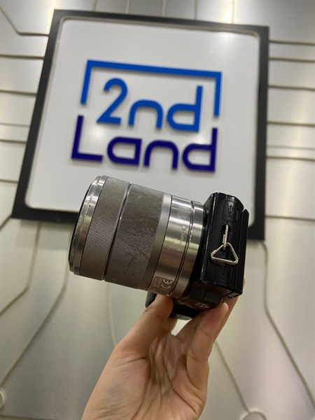 Máy ảnh Sony Nex-5 - Màu đen - Ngoại hình: 97% - Kính trước trầy, màn trầy, loạn nút xoay - Kèm 1 pin + dock sạc + lens kit 18-55mm 1