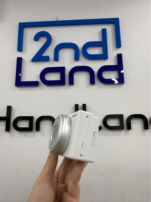 Máy ảnh Sony ZV-1M2 - Màu trắng - Ngoại hình 97.5% - lens bụi nhẹ - Kèm pin , sạc