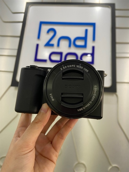 Máy ảnh Sony ZV-E10 4K - Màu đen - Ngoại hình: 98% - Số Shot: 423 lần - Kèm Lens Kit 16-50mm F3.5 - 5.6 + Túi + 1 Pin + Thẻ 256GB + Dây đeo + Dây Sạc + Cục lọc âm thanh