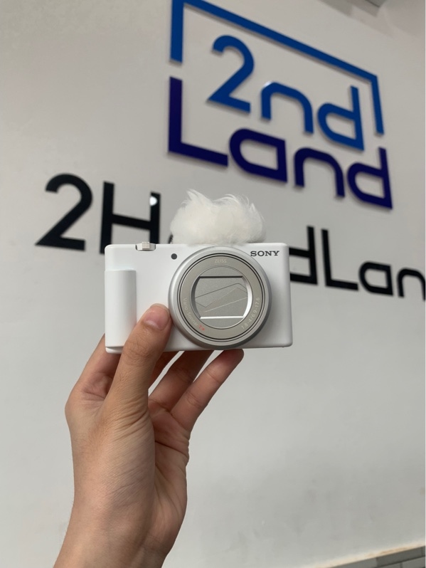 Máy ảnh Sony ZV1 Mark 2 - Màu trắng - Ngoại hình: 98% - Kèm 3 pin + 1 sạc
