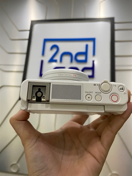 Máy ảnh Sony ZV1 - Màu trắng - Ngoại hình: 98% - Kèm 1 pin + 1 thẻ 64GB 2