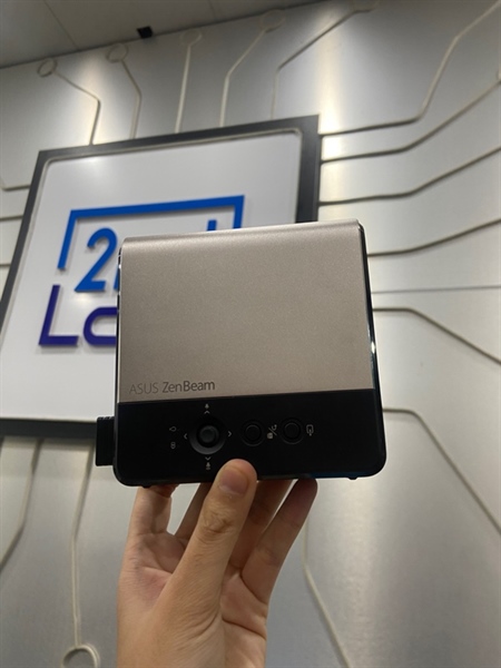 Máy chiếu Asus Zenbeam E2 - Màu xám đen - Ngoại hình: 98% - Kèm Box + sạc