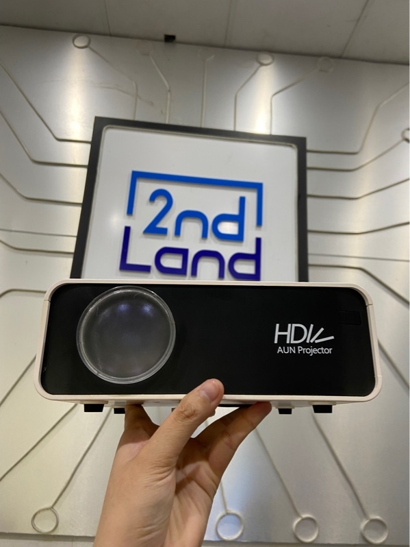 Máy Chiếu Aun C90HD Plus - Màu trắng - Ngoại hình: 97% - Lens bụi, không remote - Kèm túi
