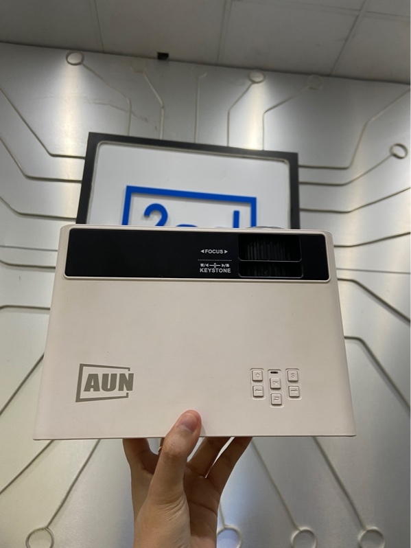 Máy Chiếu Aun C90HD Plus - Màu trắng - Ngoại hình: 97% - Lens bụi, không remote - Kèm túi