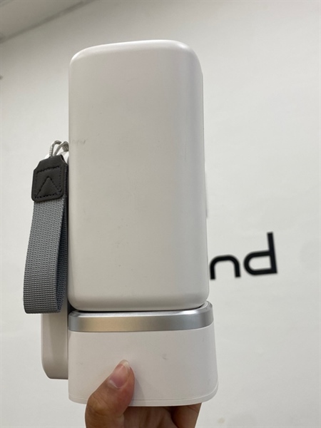Máy chiếu BeeCube X1 Gen 3 - Màu trắng - Ngoại hình 98% -Bụi trong- Full box - Còn bảo hành Cellphones 3