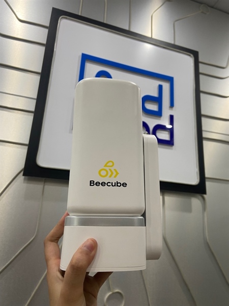 Máy chiếu Beecube X1 Gen 3 - Màu trắng - Ngoại hình: 98% - Kèm Box + dây nguồn + Remote 1