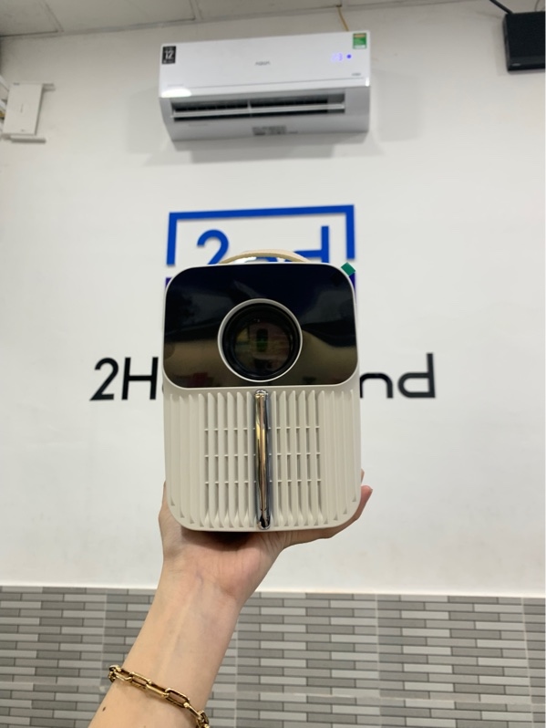 Máy chiếu Beecube X2 Max Gen 3 - Android 9.0 - RAM 1GB / ROM 8GB - Màu trắng - Ngoại hình: 98% - Lỗi YouTube - Fullbox