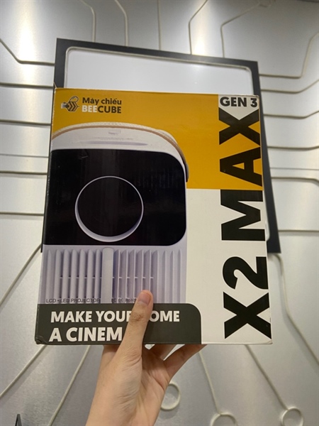 Máy chiếu Beecube X2 Max Gen 3 - Màu trắng - Ngoại hình: 98% - FullBox + chân tripods + vải màn chiếu 3