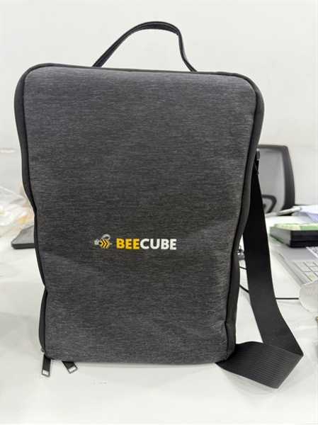 Máy chiếu Beecube Xtreme 2 - 1GB/16GB - Màu trắng - Ngoại hình 97% - Kèm túi , nguồn , remote